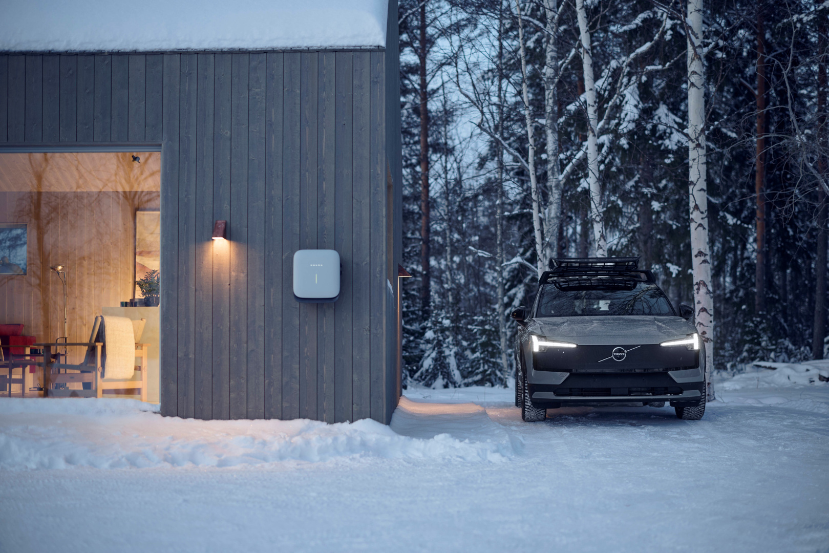 SMALL_339533_Volvo_EX30_Cross_Country_with_Swedish_winter_cabin